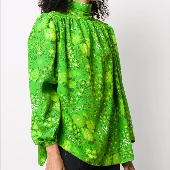 Twisted Blouse - Picture 3 of 8